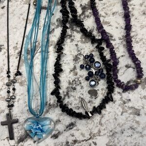 Elegant Jewelry Set with Blue Heart Pendant